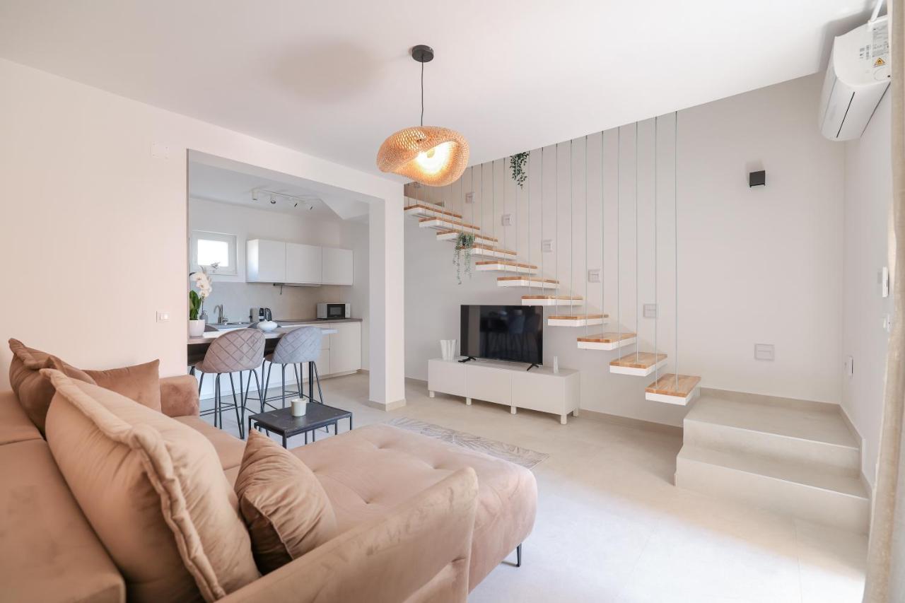 Apartments Mila Свети-Филип-и-Яков Экстерьер фото