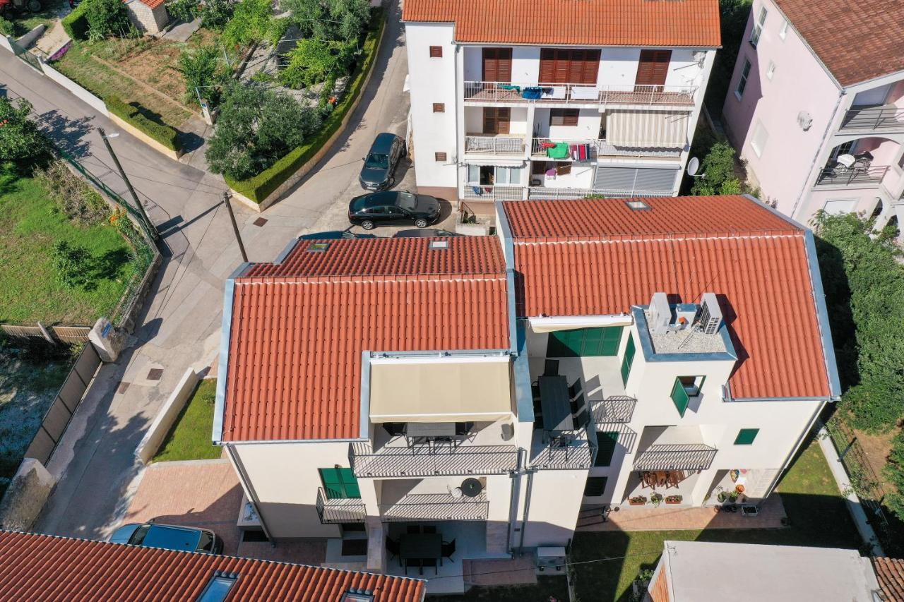 Apartments Mila Свети-Филип-и-Яков Экстерьер фото