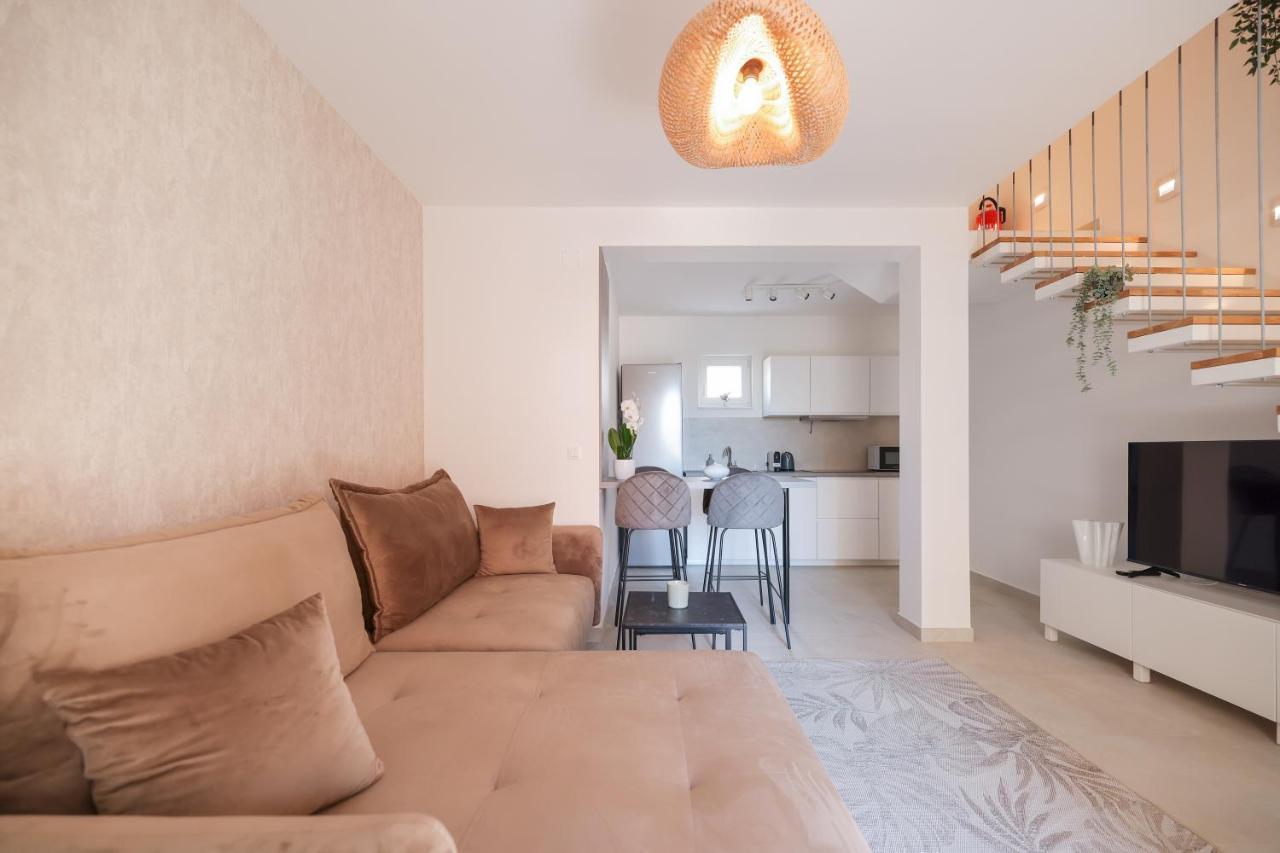 Apartments Mila Свети-Филип-и-Яков Экстерьер фото